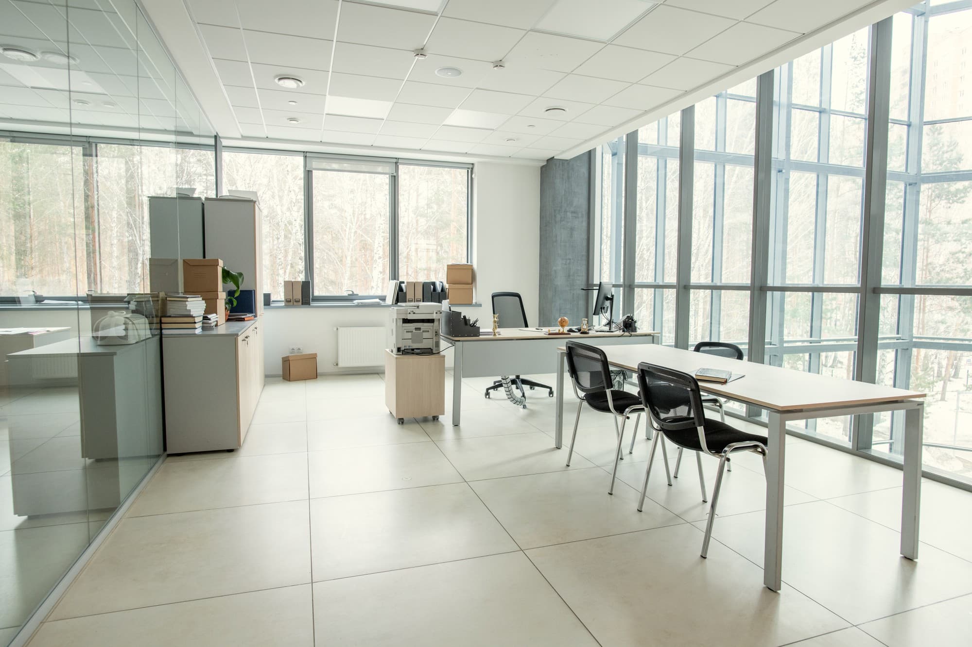 Büroreinigung Saarbrücken - Saubere Bürofläche